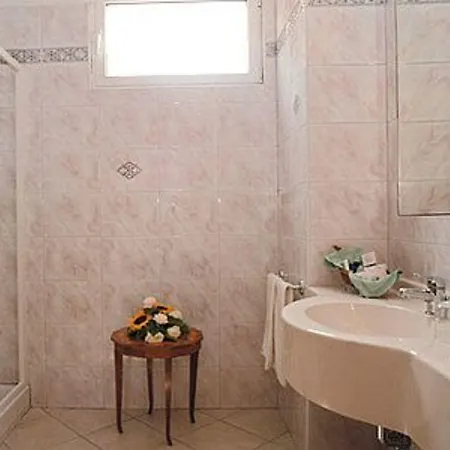 Ξενοδοχείο Primavera Στρέσα