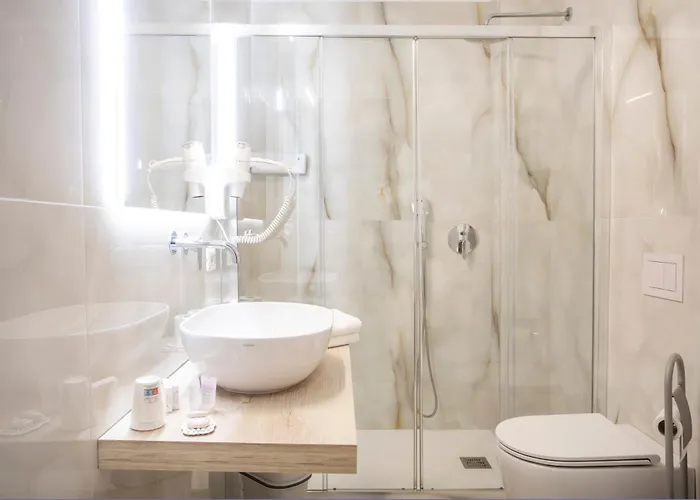 普林马维拉酒店 3*