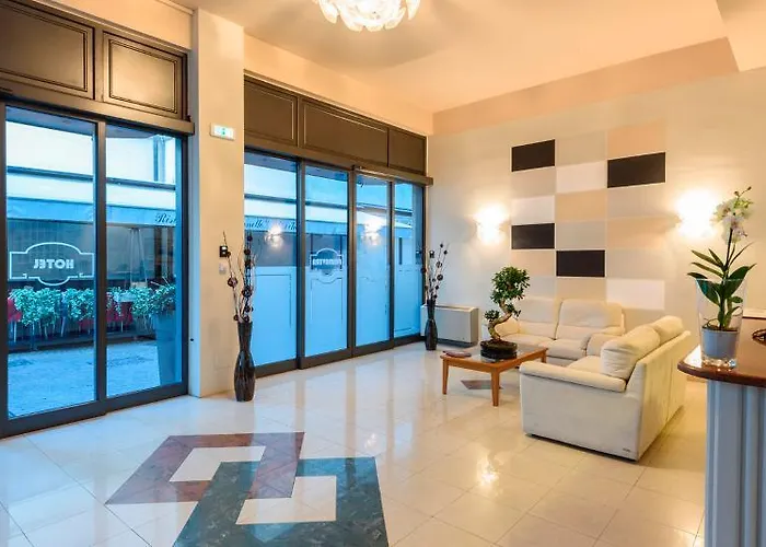 普林马维拉酒店 3*